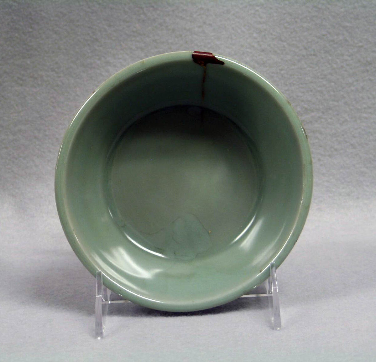 Bowl, Stoneware with celadon glaze (Longquan ware), China 