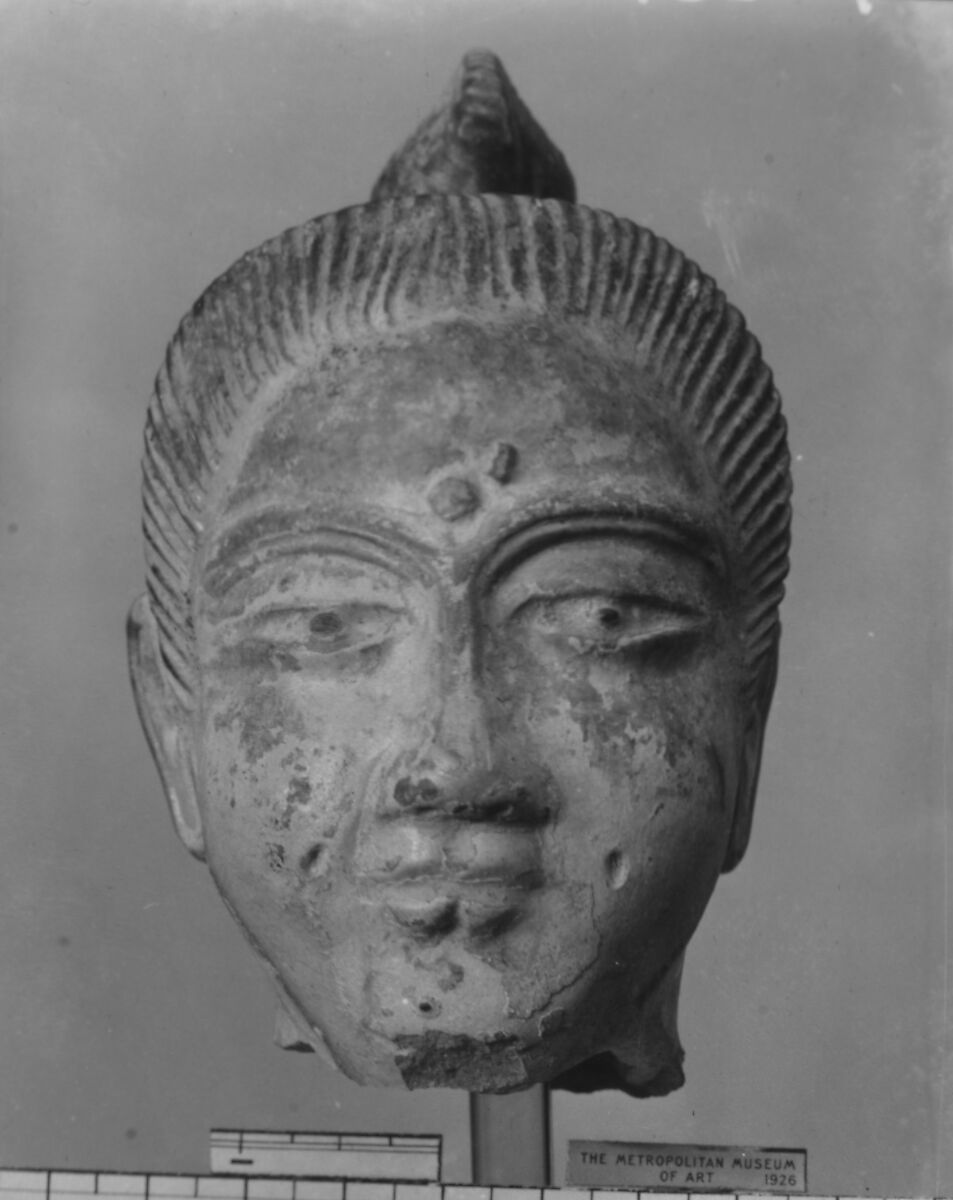 Head of a Bodhisattva, Earthenware with green glaze, China