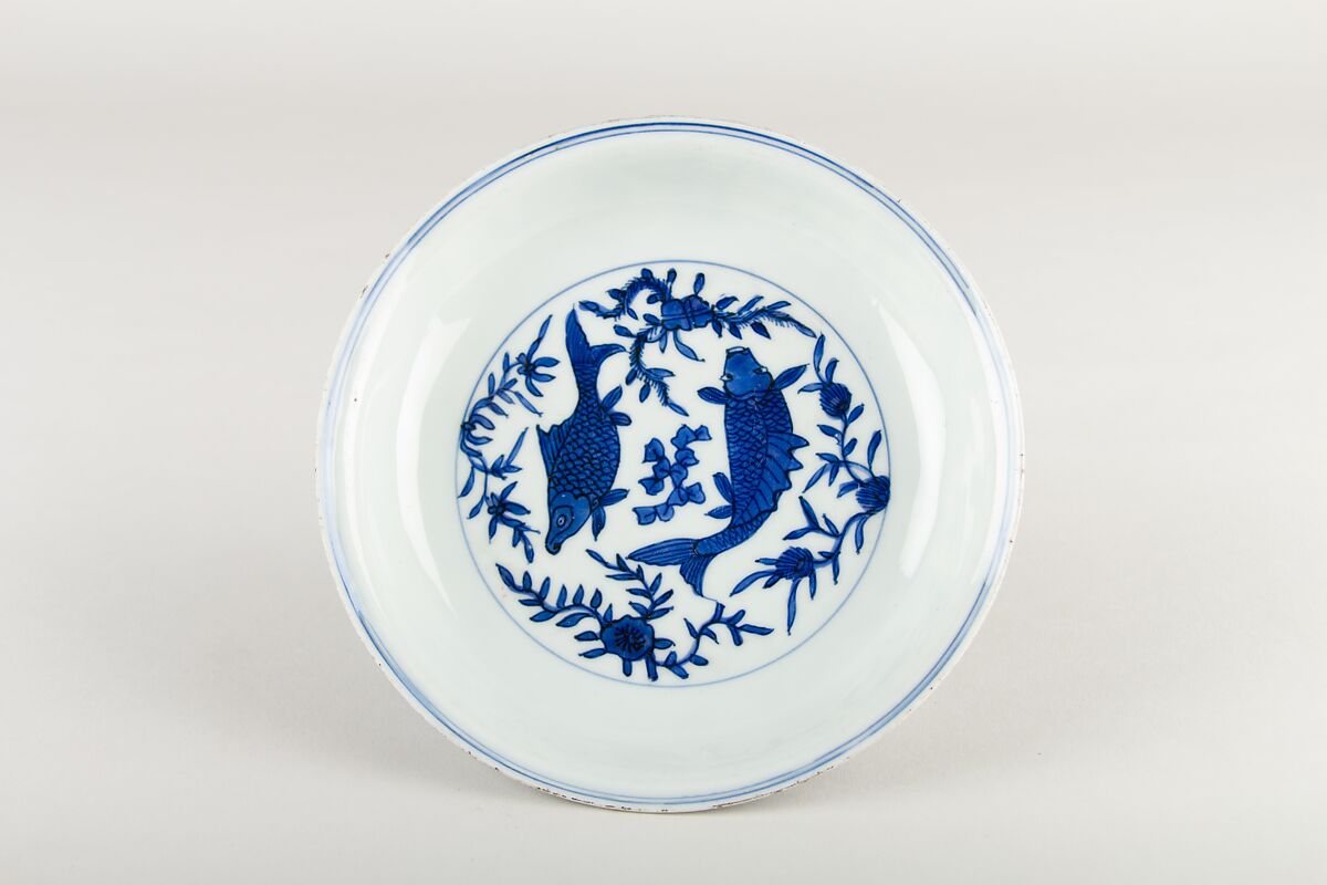 Dish with fish, Porcelain painted in underglaze cobalt blue (Jingdezhen ware), China 