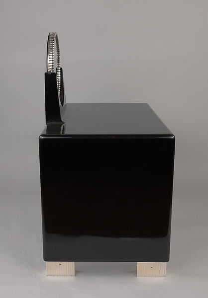 "Chinoise" Dressing Table, Emile-Jacques Ruhlmann (French, Paris 1879–1933 Paris), Lacquered wood, silver-plated bronze, and mirror