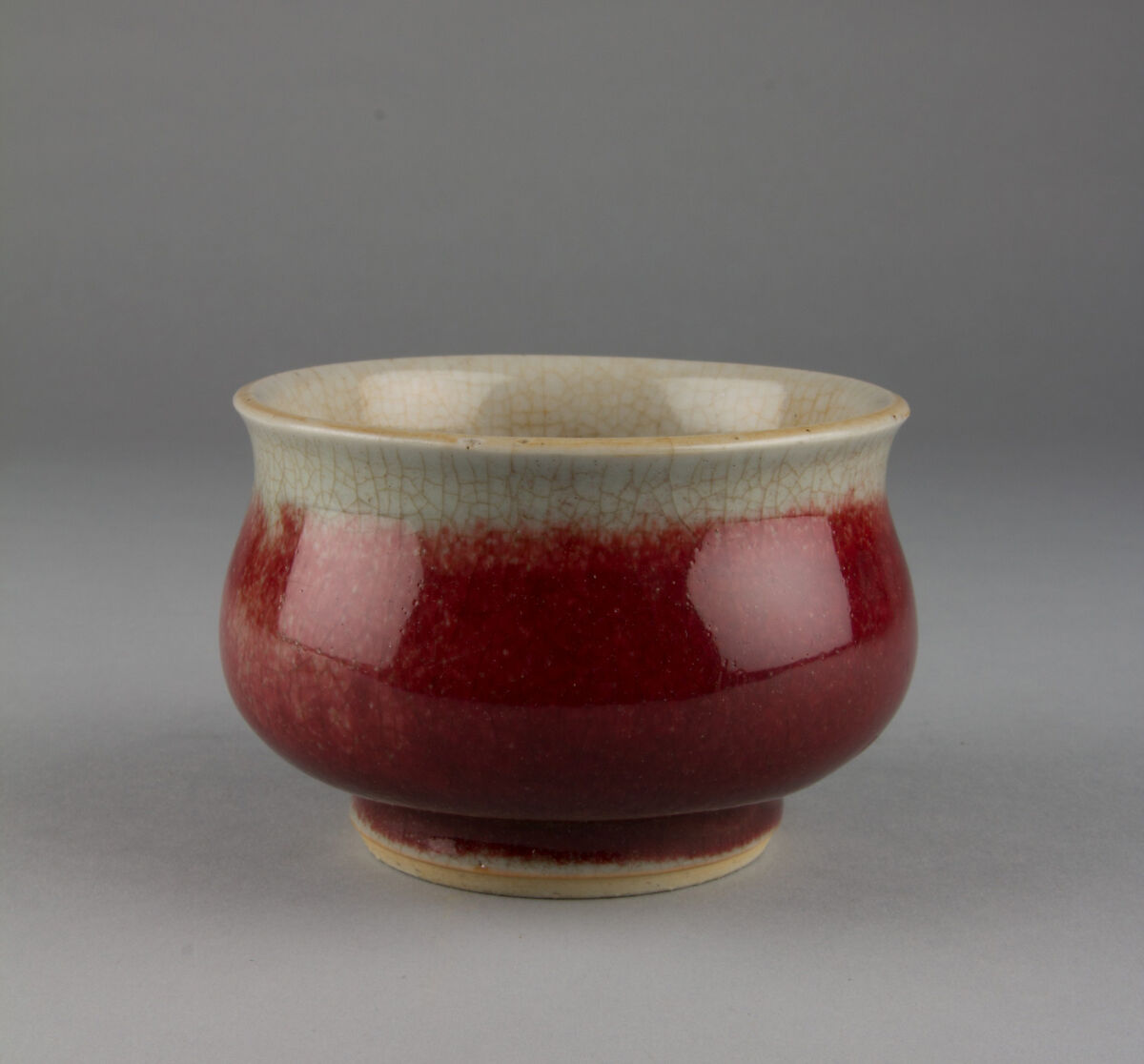 Bowl, Porcelain with ox-blood glaze, China