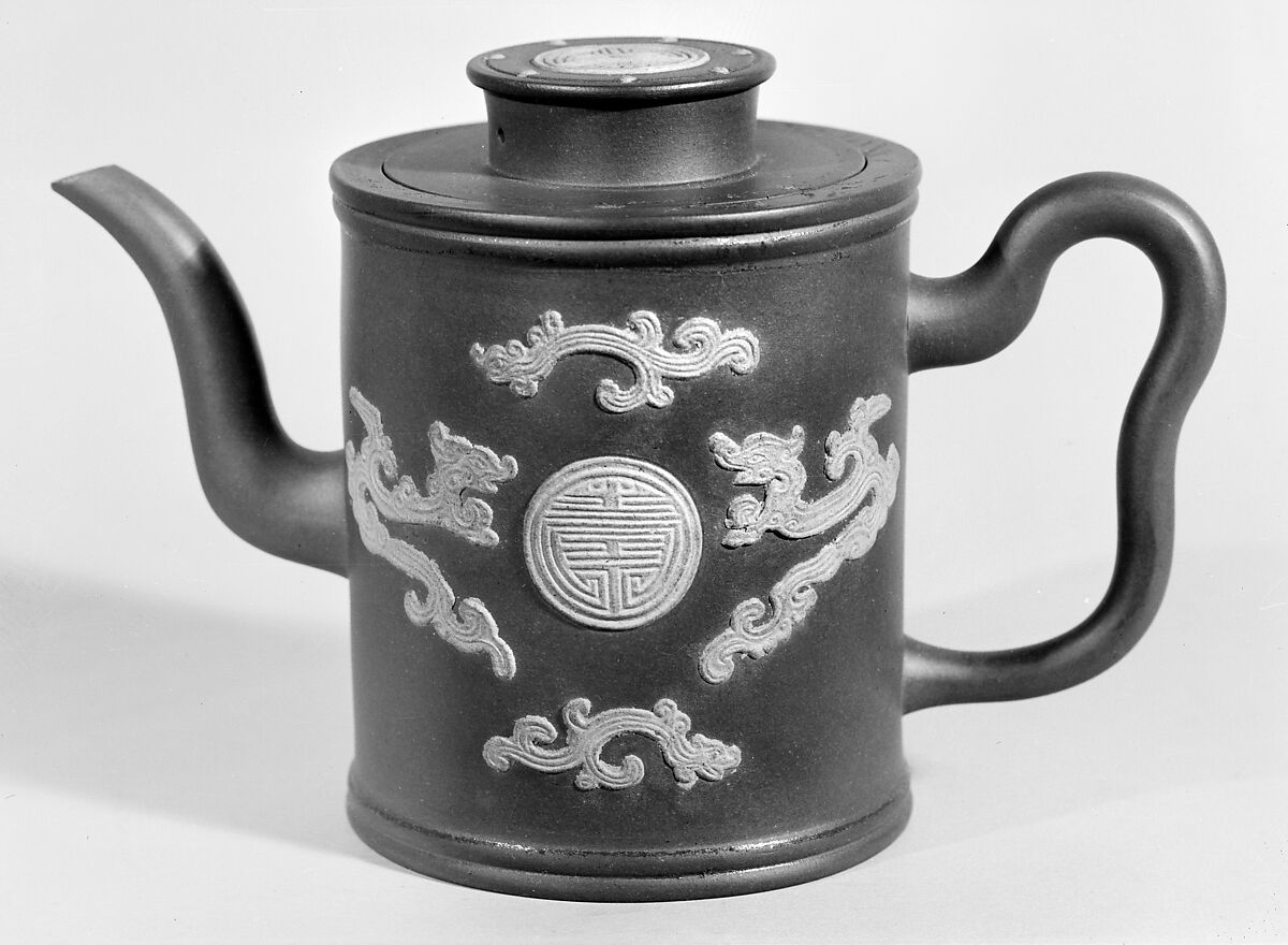 Teapot with chi dragons and character of longevity (shou), Stoneware with slip decoration (Yixing ware), China 