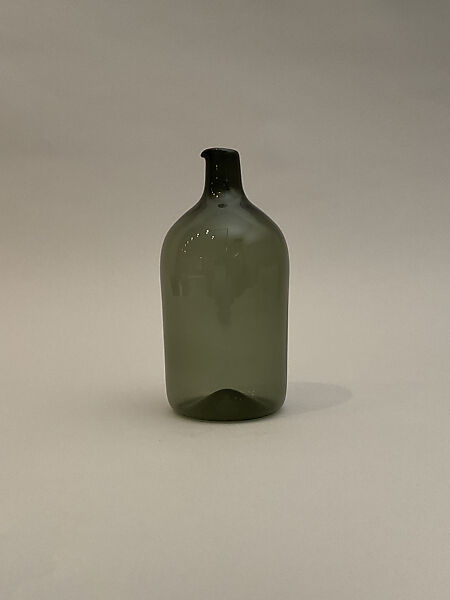 "i-line" Bottle, Timo Sarpaneva (Finnish, Helsinki 1926–2006 Helsinki), Glass 