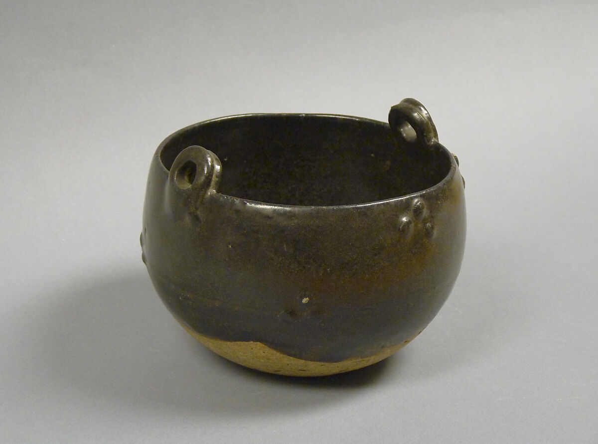 Pot with two handles, Pottery; earthenware, China