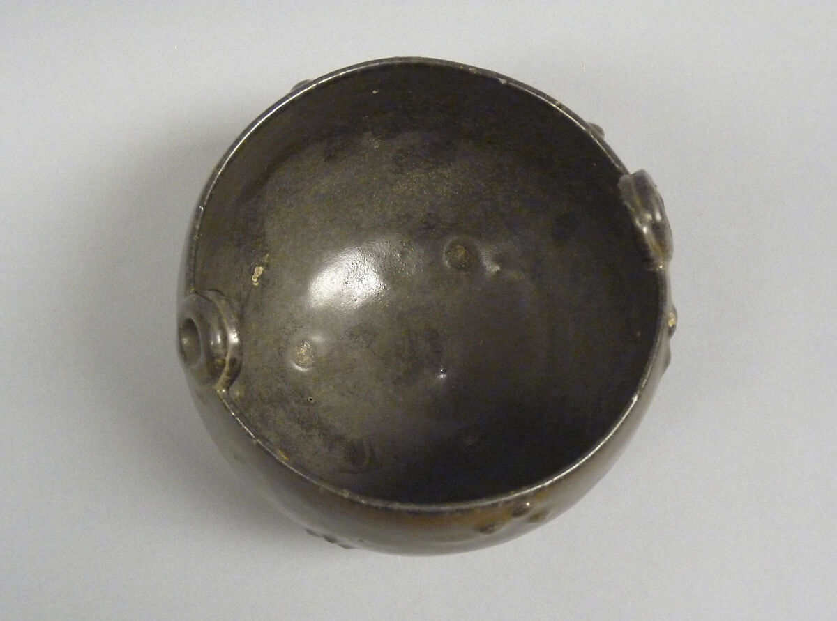 Pot with two handles, Pottery; earthenware, China