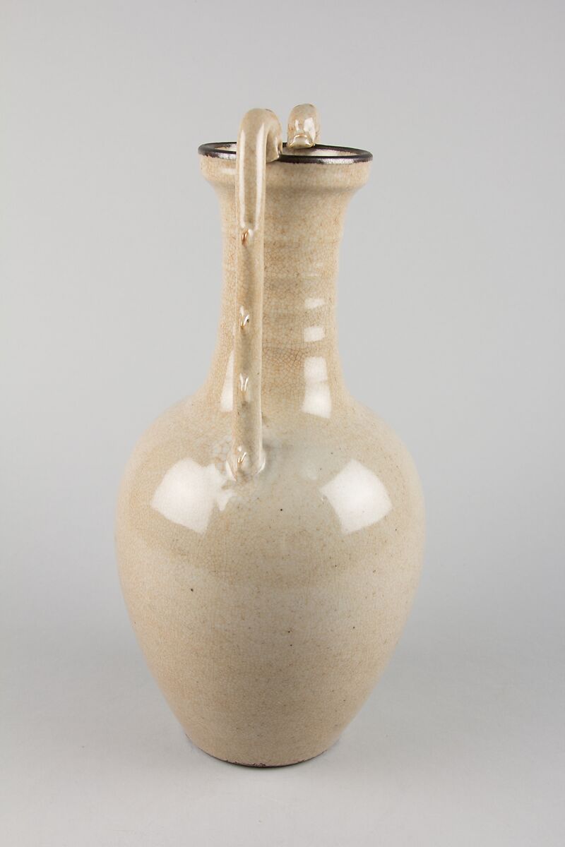 Vase with dragon handles, Porcelain with crackled glaze (Jingdezhen ware), China