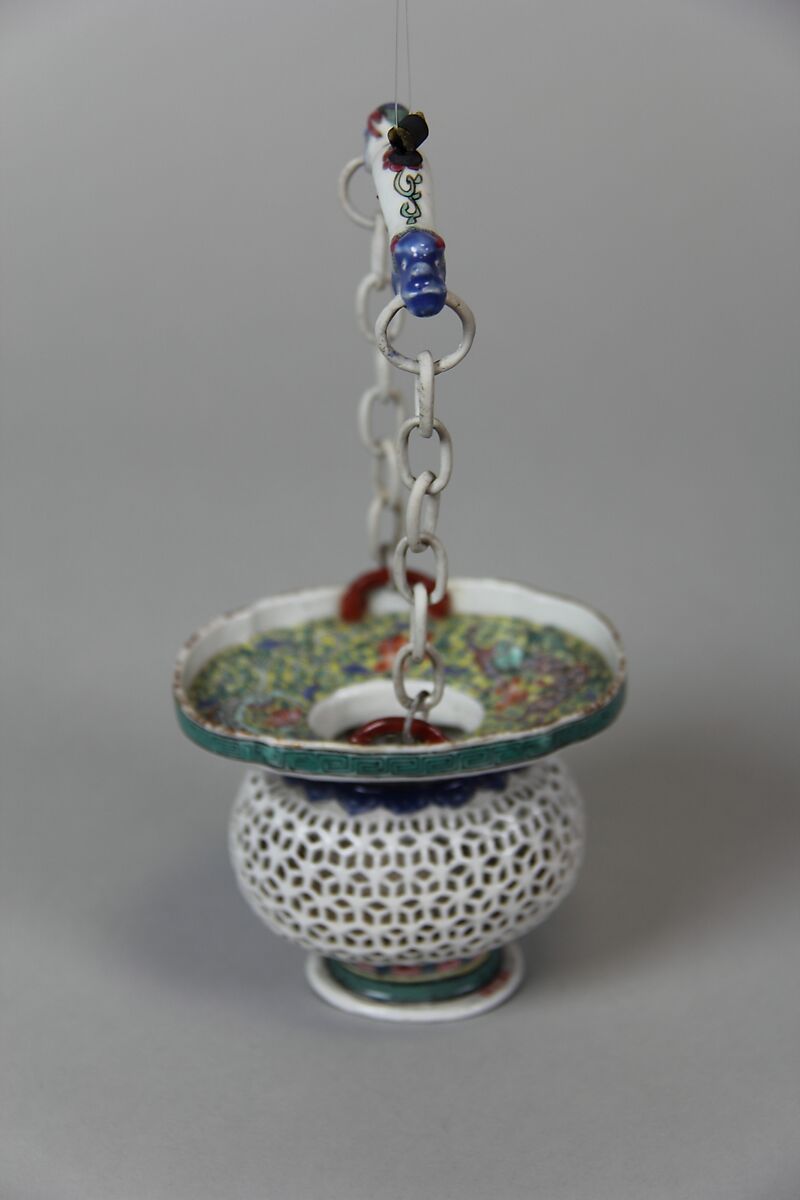 Hanging Basket, Porcelain with openwork decoration, painted in overglaze polychrome enamels, China