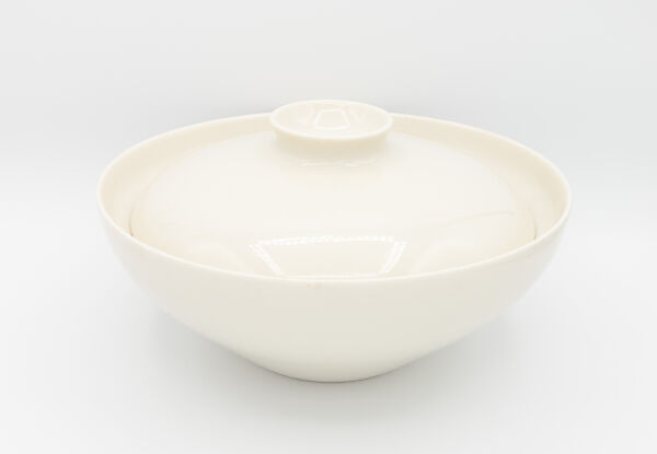 "Museum" Covered Serving Bowl, Eva Zeisel (American (born Hungary), Budapest 1906–2011 New York City, New York), Porcelain