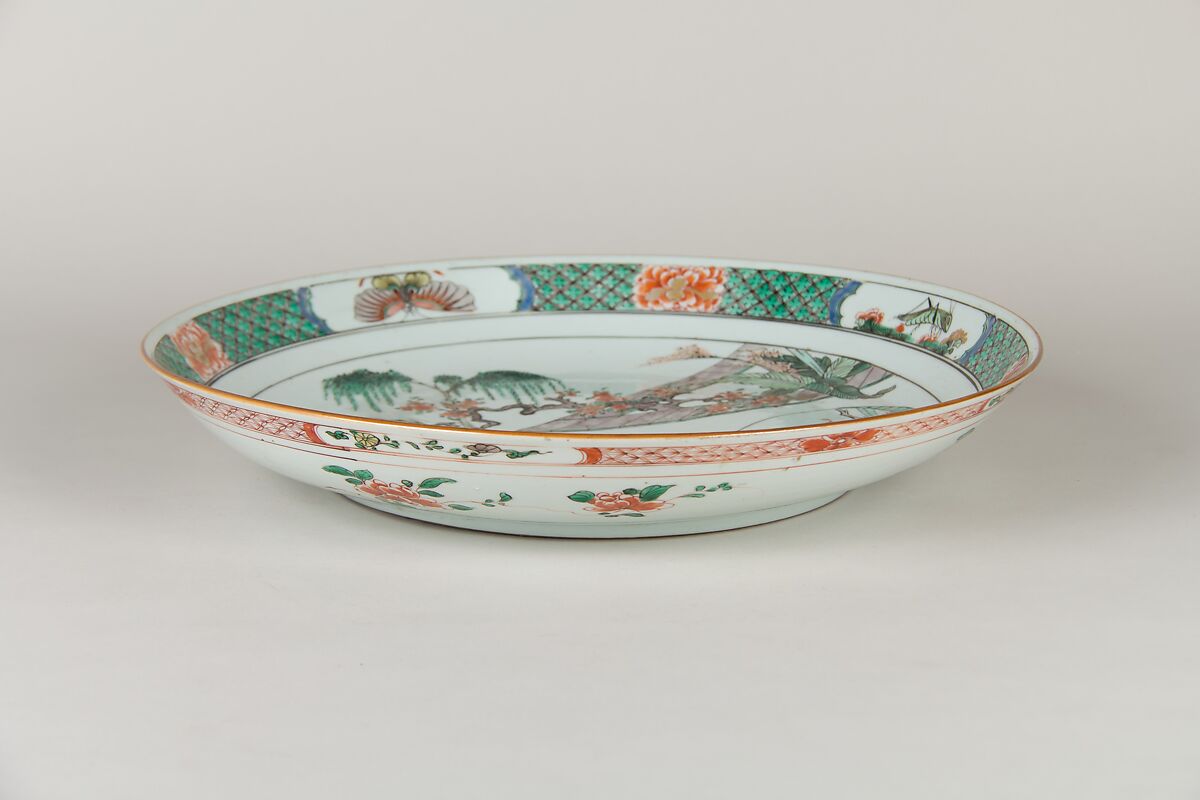Plate with ladies in a garden, Porcelain painted in overglaze polychrome enamels (Jingdezhen ware), China
