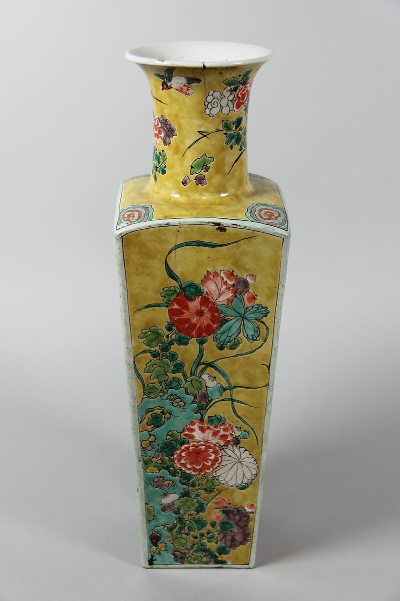 Square vase with scenes of four seasons, Porcelain painted in polychrome enamels over a yellow ground (Jingdezhen ware, famille jaune), China 