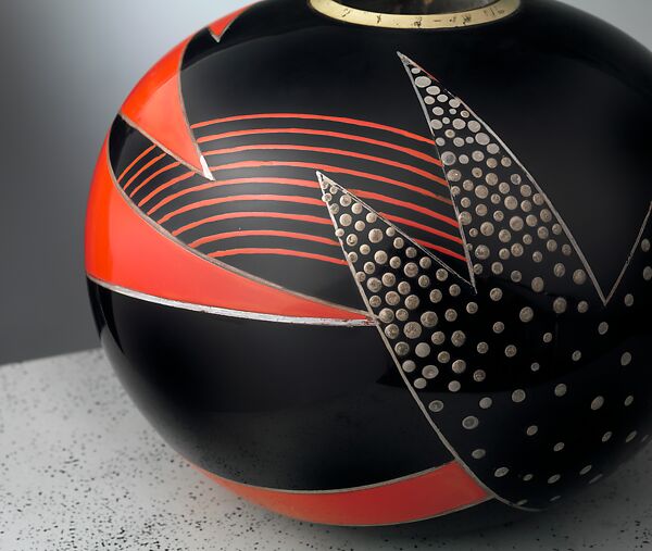 Vase, Jean Dunand (French (born Switzerland), Lancy 1877–1942 Paris), Lacquered metal