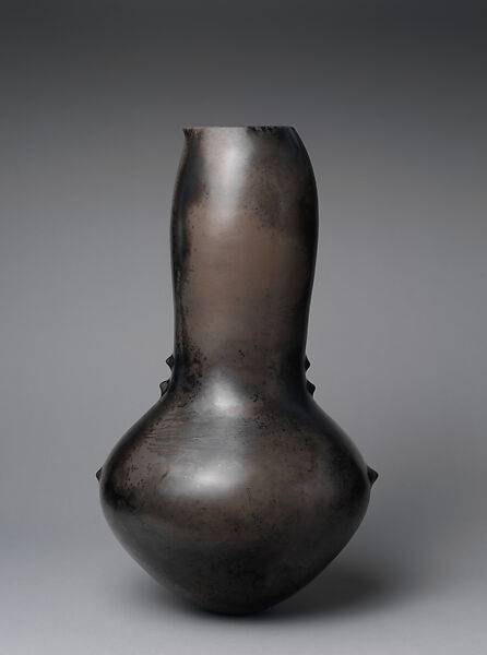 Untitled, Magdalene Odundo (British, born Nairobi, Kenya, 1950), Red clay