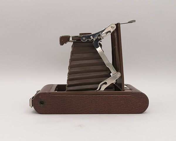 Walter Dorwin Teague - No. 1A Gift Kodak - The Metropolitan Museum