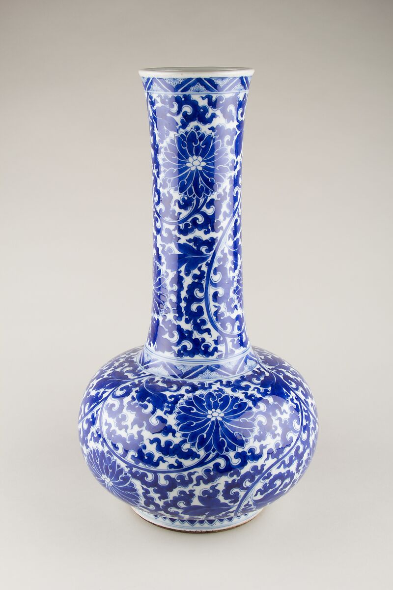 Bottle vase with floral scrolls, Porcelain painted in underglaze cobalt blue (Jingdezhen ware), China 