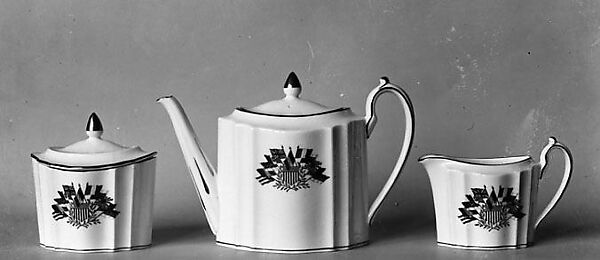 Teapot, Wedgwood (British), Porcelain 