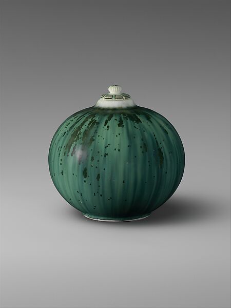 Vase with cover, Adelaide Alsop Robineau (American, Middletown, Connecticut, 1865–1929 Syracuse, New York), Porcelain