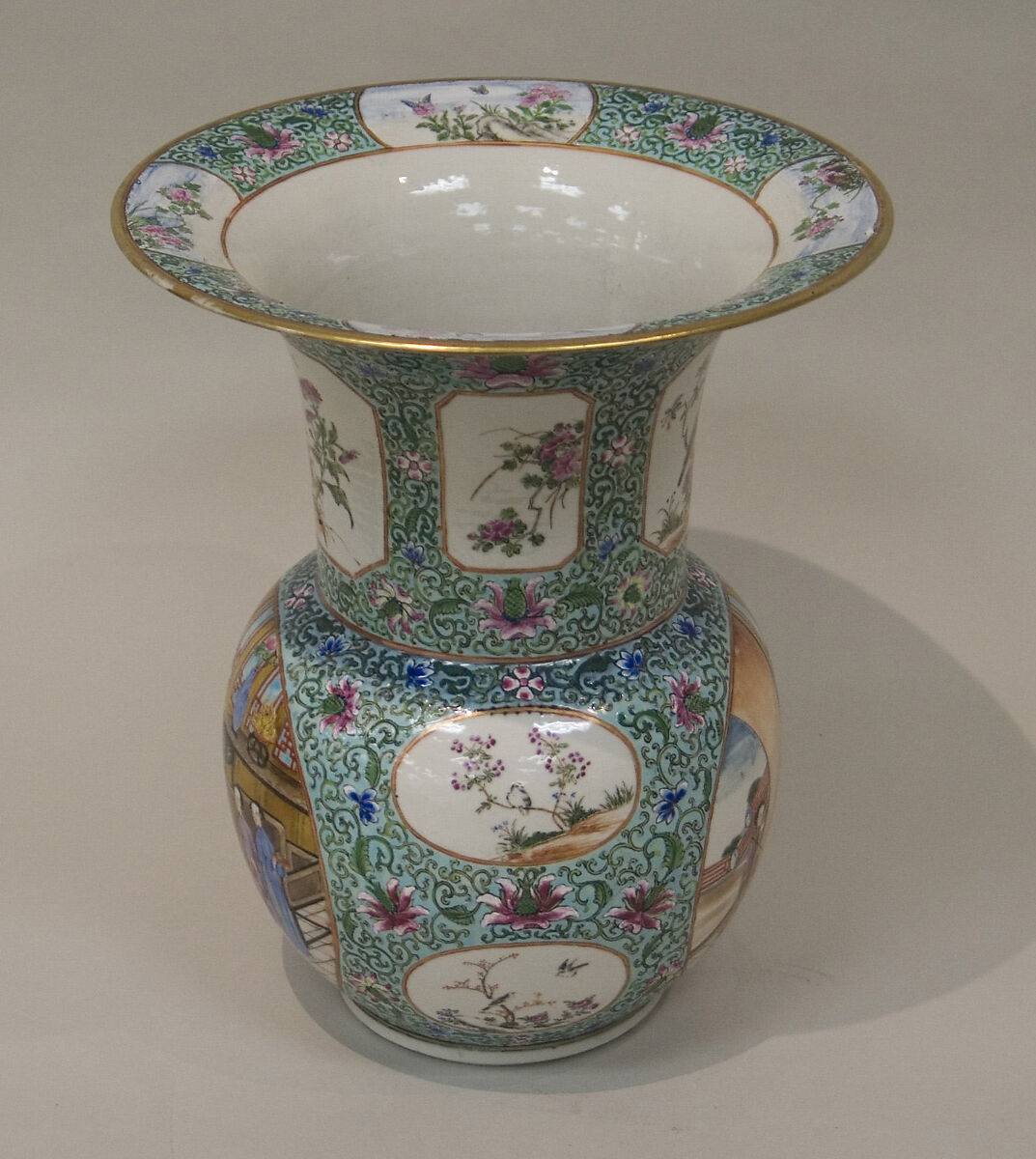 Vase, Porcelain painted in overglaze polychrome enamels, China