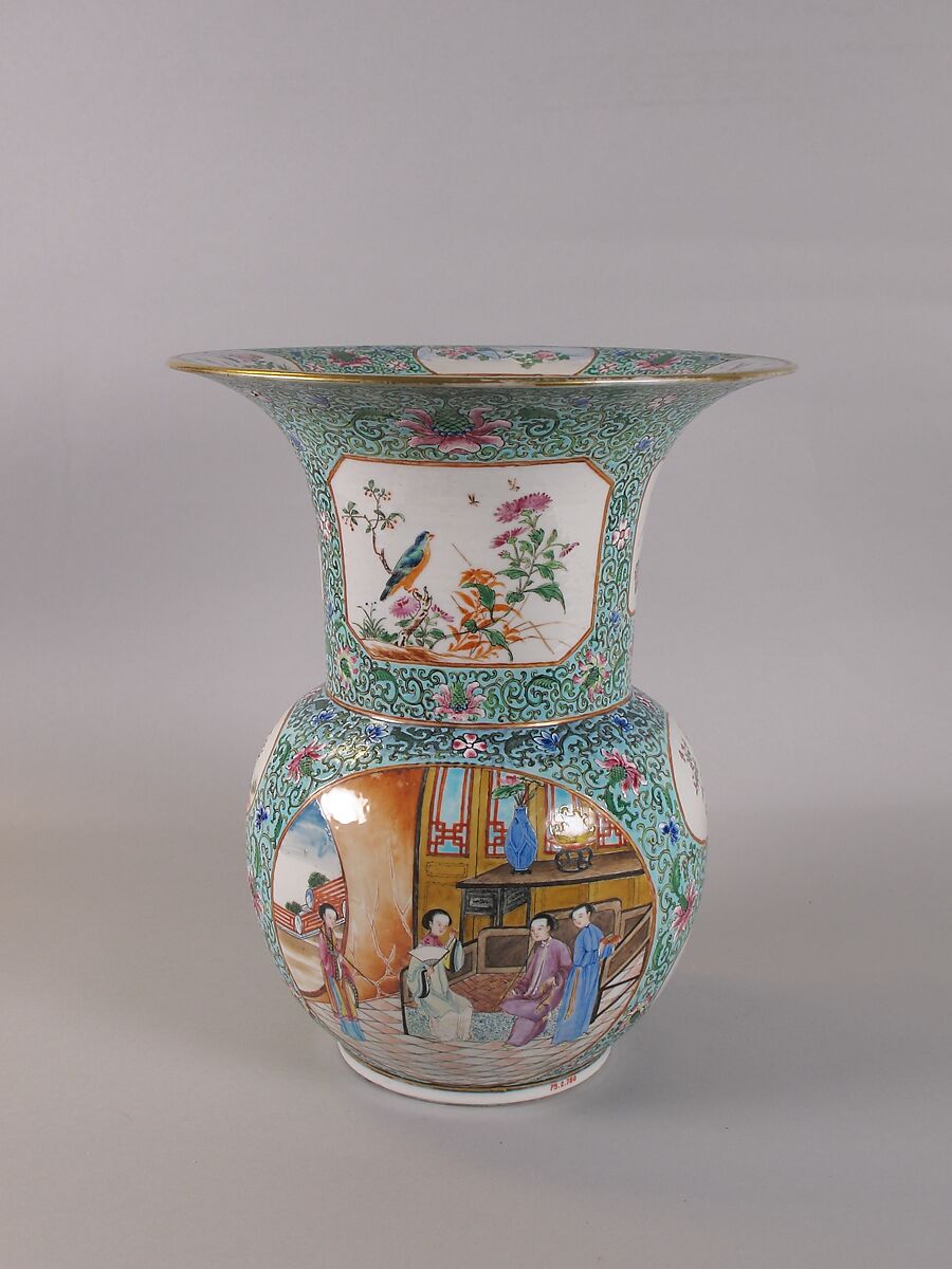 Vase, Porcelain painted in overglaze polychrome enamels, China