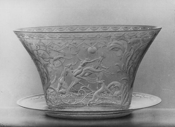 Bowl, Simon Gate (Swedish, Södra Fägeläs 1883–1945 Orrefors), White glass, Swedish