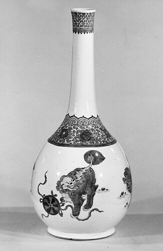 Vase with lions