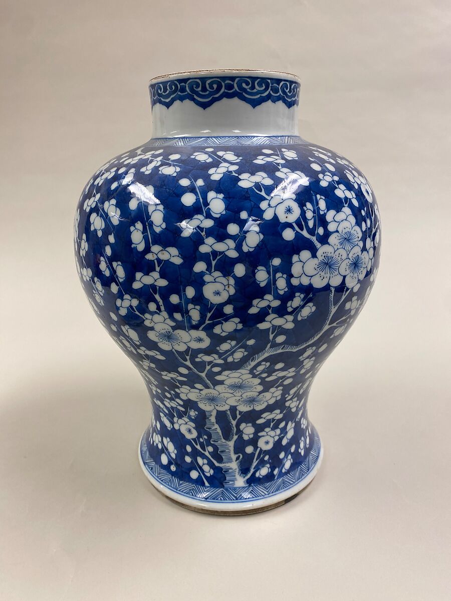 Covered jar with plum blossoms, Porcelain painted in underglaze cobalt blue (Jingdezhen ware), China