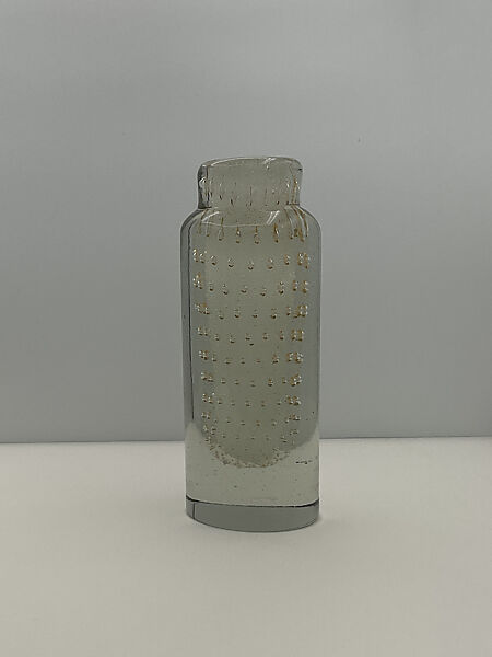 Toilet bottle, Venezia-Murano Company (Italian 1872–1909), Glass