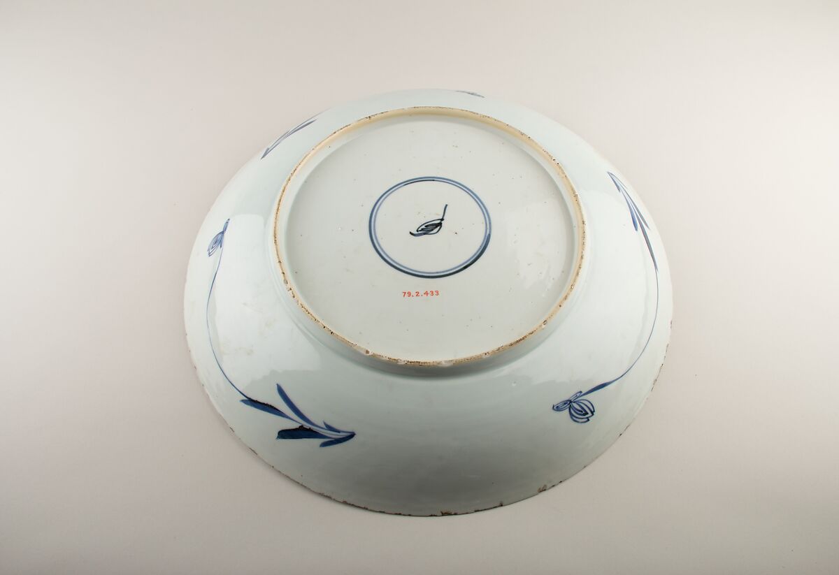 Plate with lotus scrolls, Porcelain painted in underglaze cobalt blue (Jingdezhen ware), China