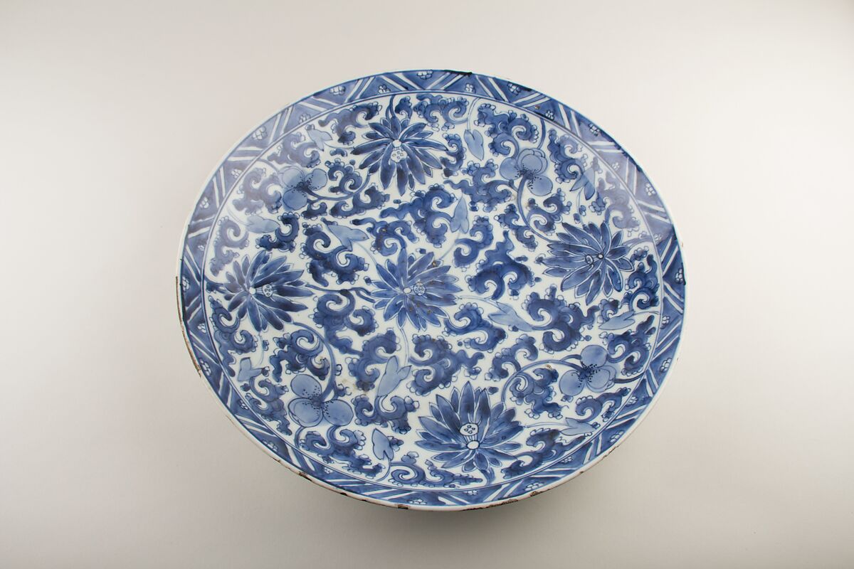 Plate with lotus scrolls, Porcelain painted in underglaze cobalt blue (Jingdezhen ware), China 