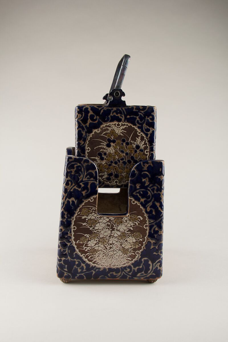 Wine kettle and boiler, Hozan, Faience enameled in colors, Japan