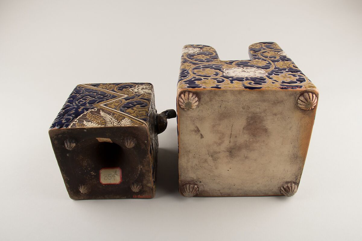 Wine kettle and boiler, Hozan, Faience enameled in colors, Japan