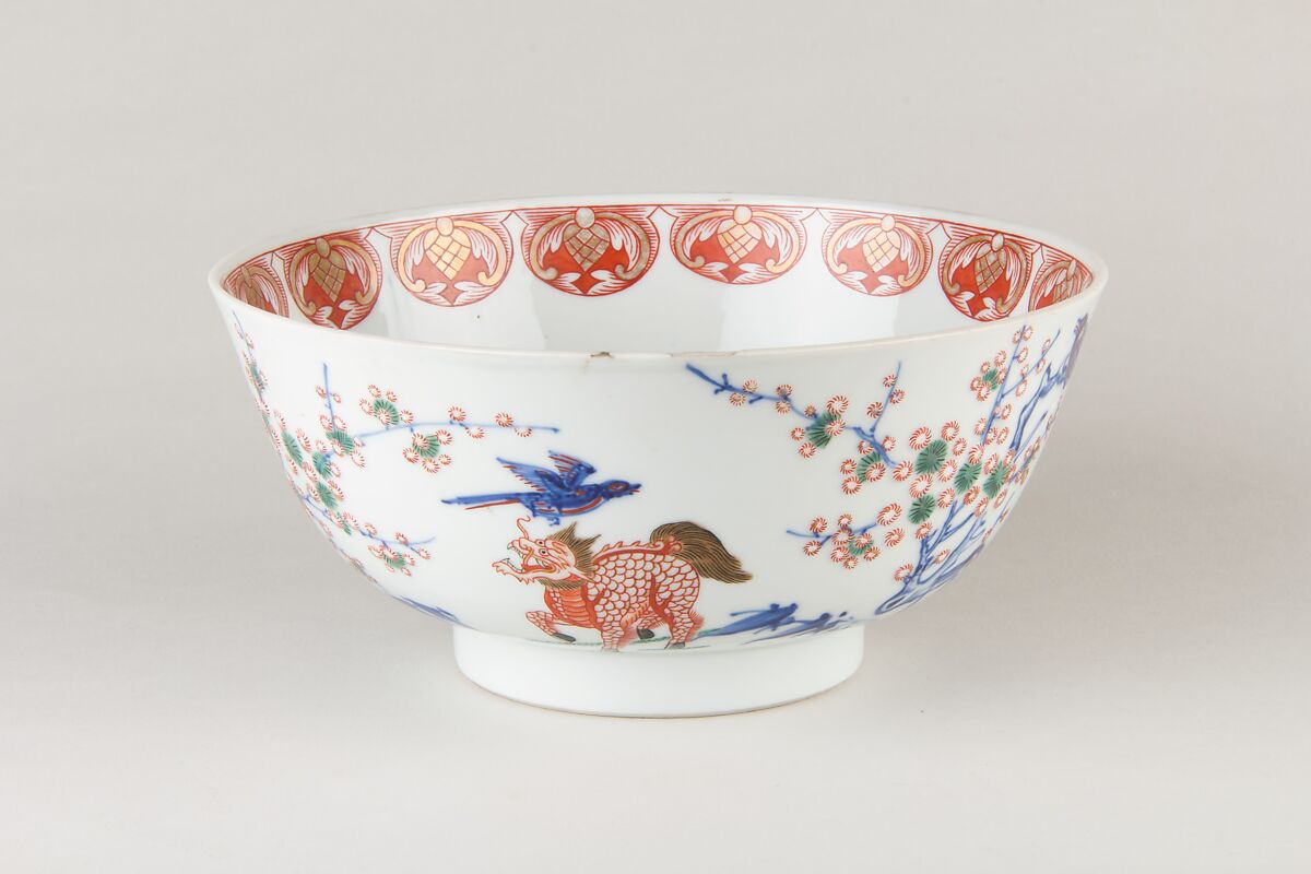 Bowl, Porcelain painted in underglaze blue and overglaze polychrome enamels, China