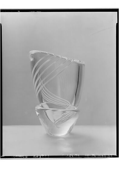 Vase, George L. Thompson (American, born Nebraska, 1913), Lead crystal 