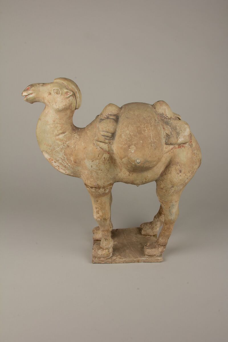 Two camels, a: Earthenware; b: Earthenware with traces of pigment, China