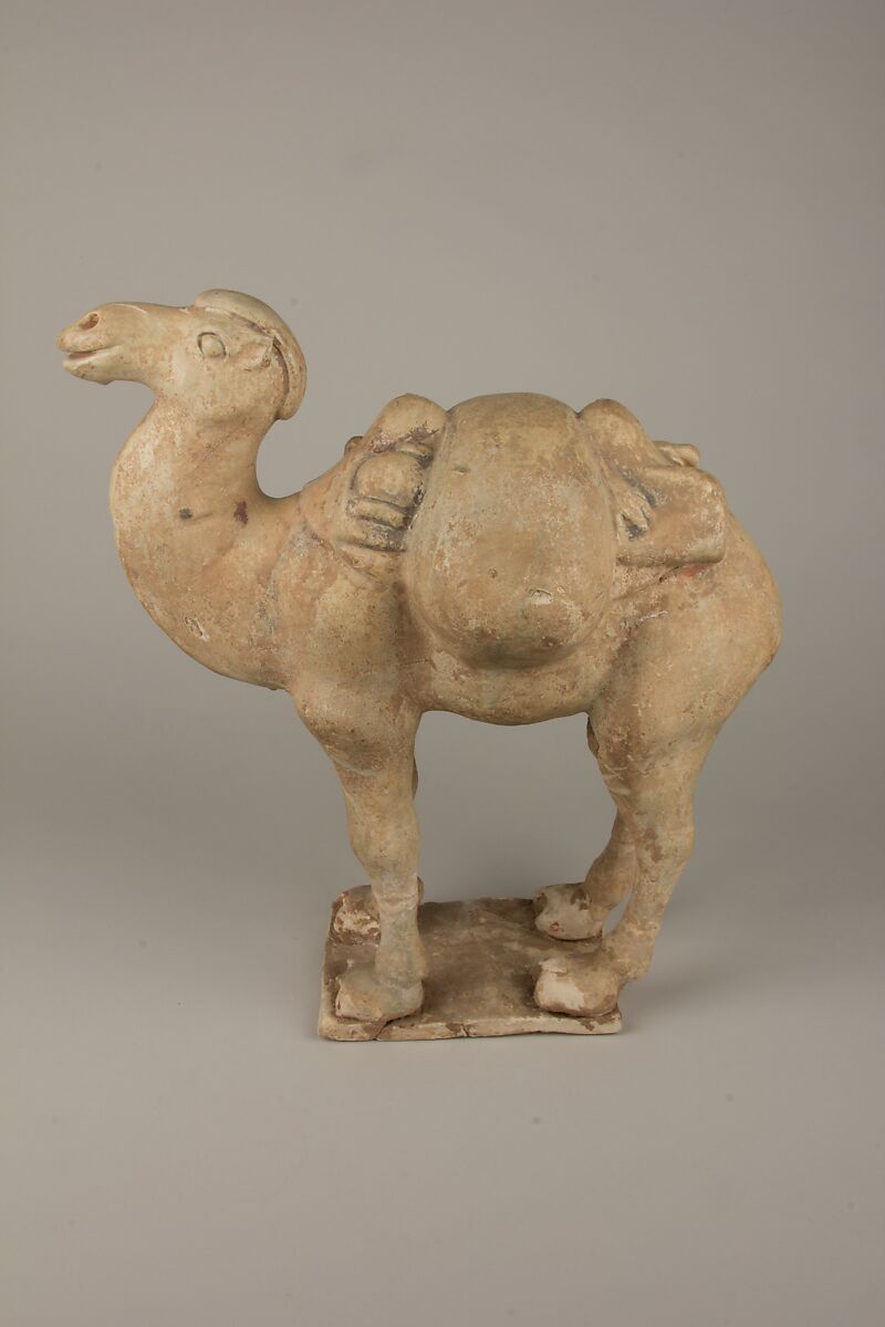 Two camels, a: Earthenware; b: Earthenware with traces of pigment, China