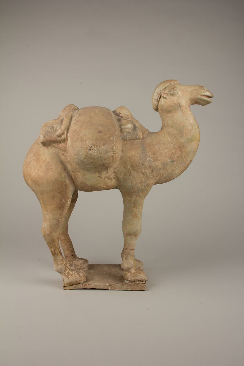 Two camels, a: Earthenware; b: Earthenware with traces of pigment, China