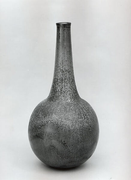Bottle, Gertrud Natzler (American (born Austria), Vienna 1908–1971 Los Angeles, California), Stoneware 