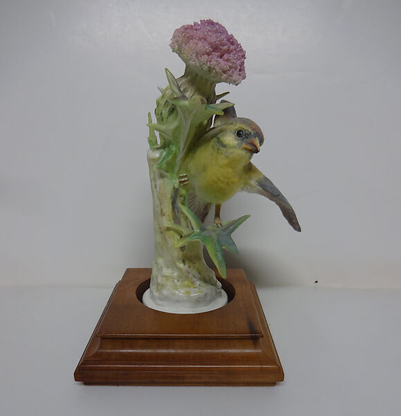 Goldfinch and Thistle, Dorothy Doughty (British, 1893–1963), Glazed bone china 