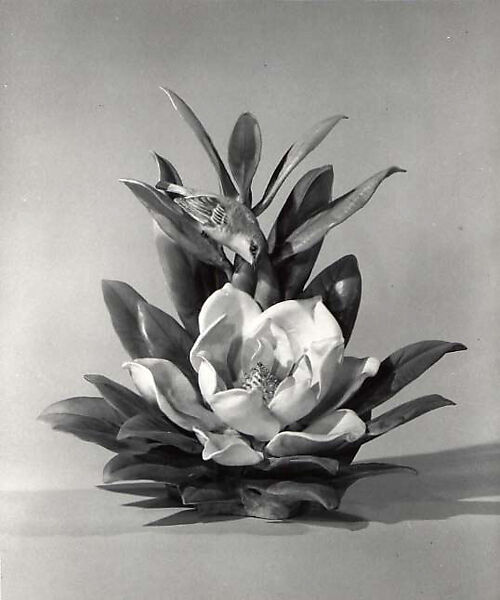 Magnolia Warbler and Magnolia, Dorothy Doughty (British, 1893–1963), Glazed bone china 
