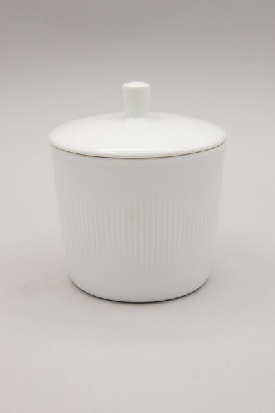Sugar bowl, Axel Brüel (Danish, 1900–1977), Hard paste porcelain