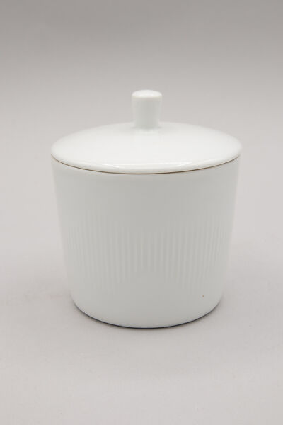 Sugar bowl, Axel Brüel (Danish, 1900–1977), Hard paste porcelain