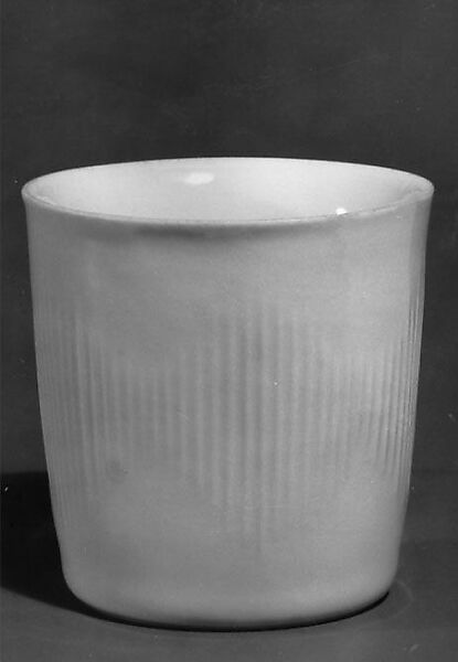 Cup, Axel Brüel (Danish, 1900–1977), Hard paste porcelain 