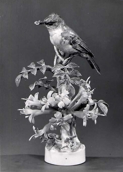 Bird (female phoebe), Dorothy Doughty (British, 1893–1963), Bone china 