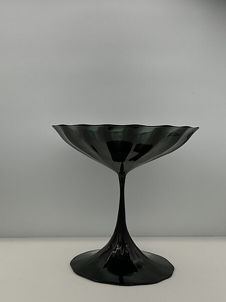 "Slottsglas" Footed Bowl, Simon Gate (Swedish, Södra Fägeläs 1883–1945 Orrefors), Glass 
