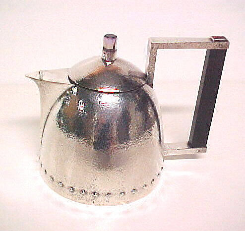 Teapot, Josef Hoffmann (Austrian, Pirnitz 1870–1956 Vienna), Silver 