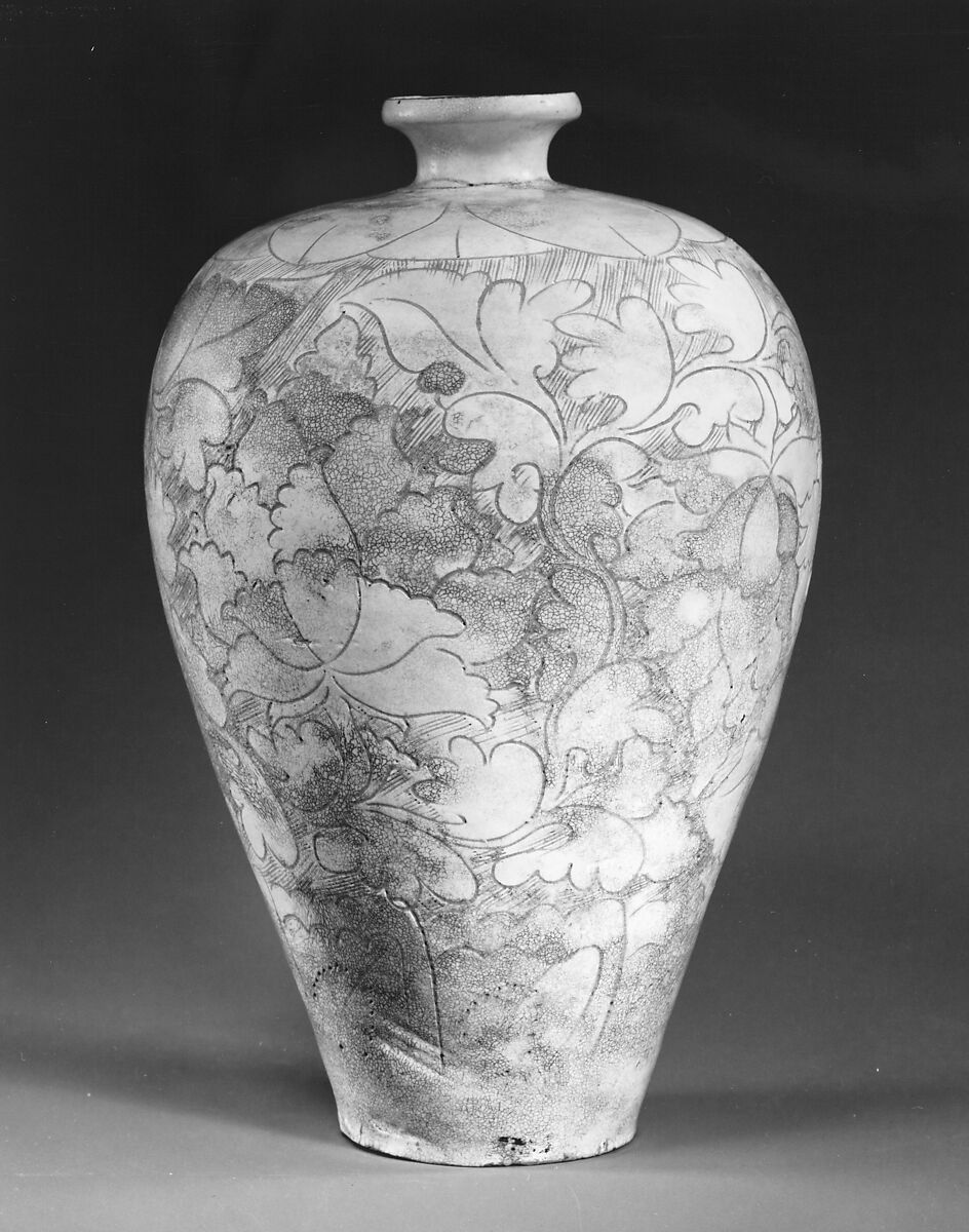 Vase, Stoneware with sgraffito decoration (Cizhou ware), China 