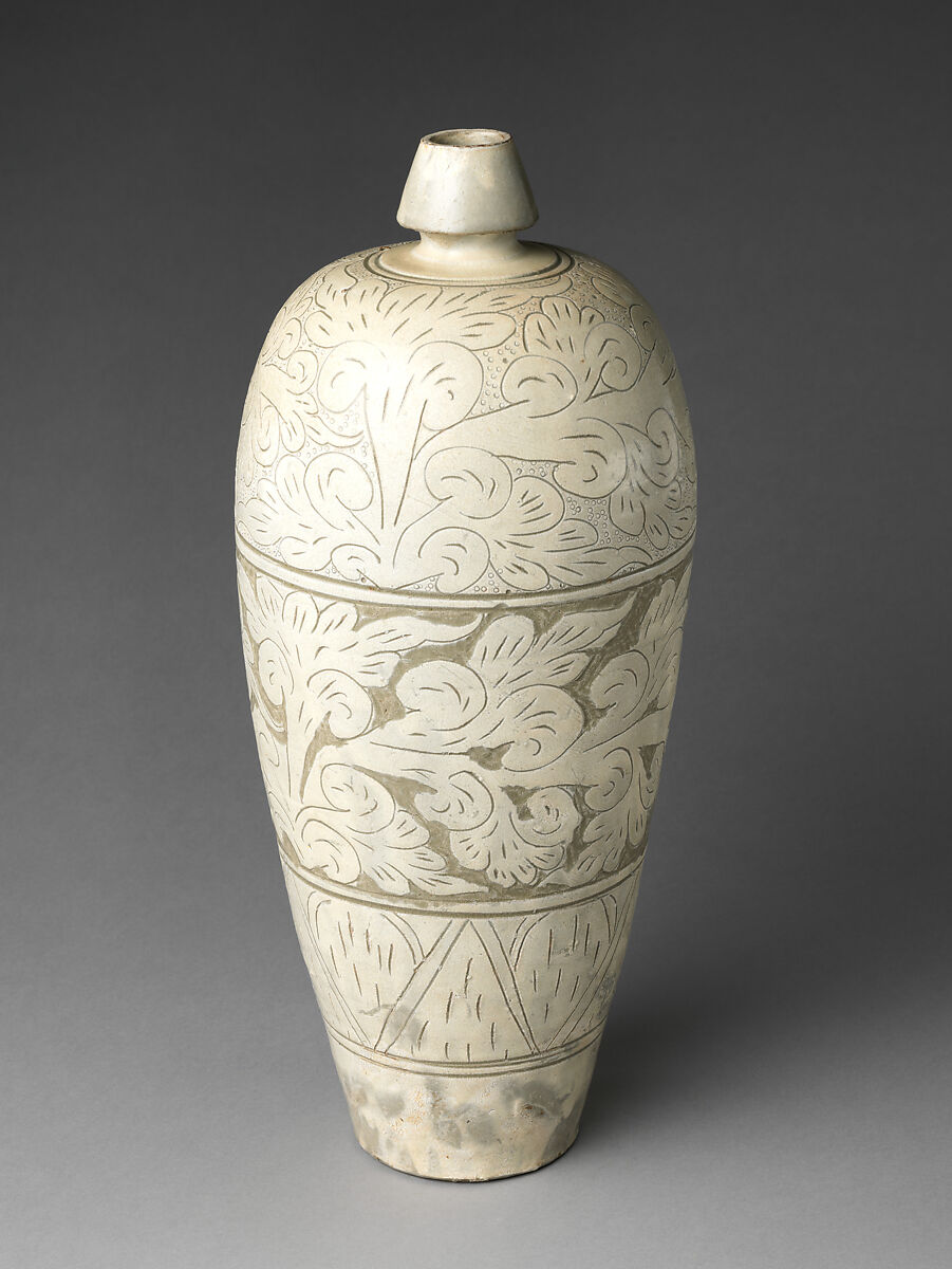 Vase with abstract scroll decoration, Stoneware with sgraffito decoration (Cizhou ware), China 