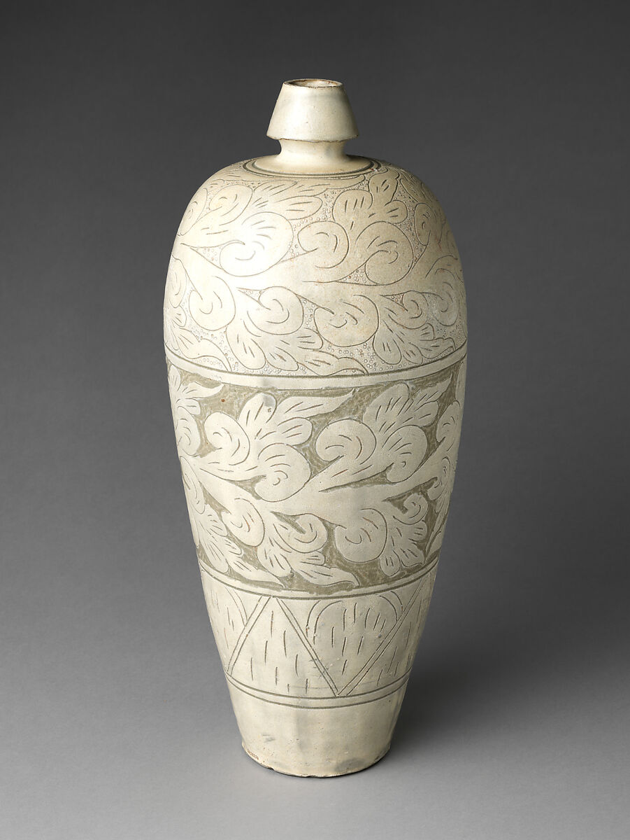 Vase with abstract scroll decoration, Stoneware with sgraffito decoration (Cizhou ware), China