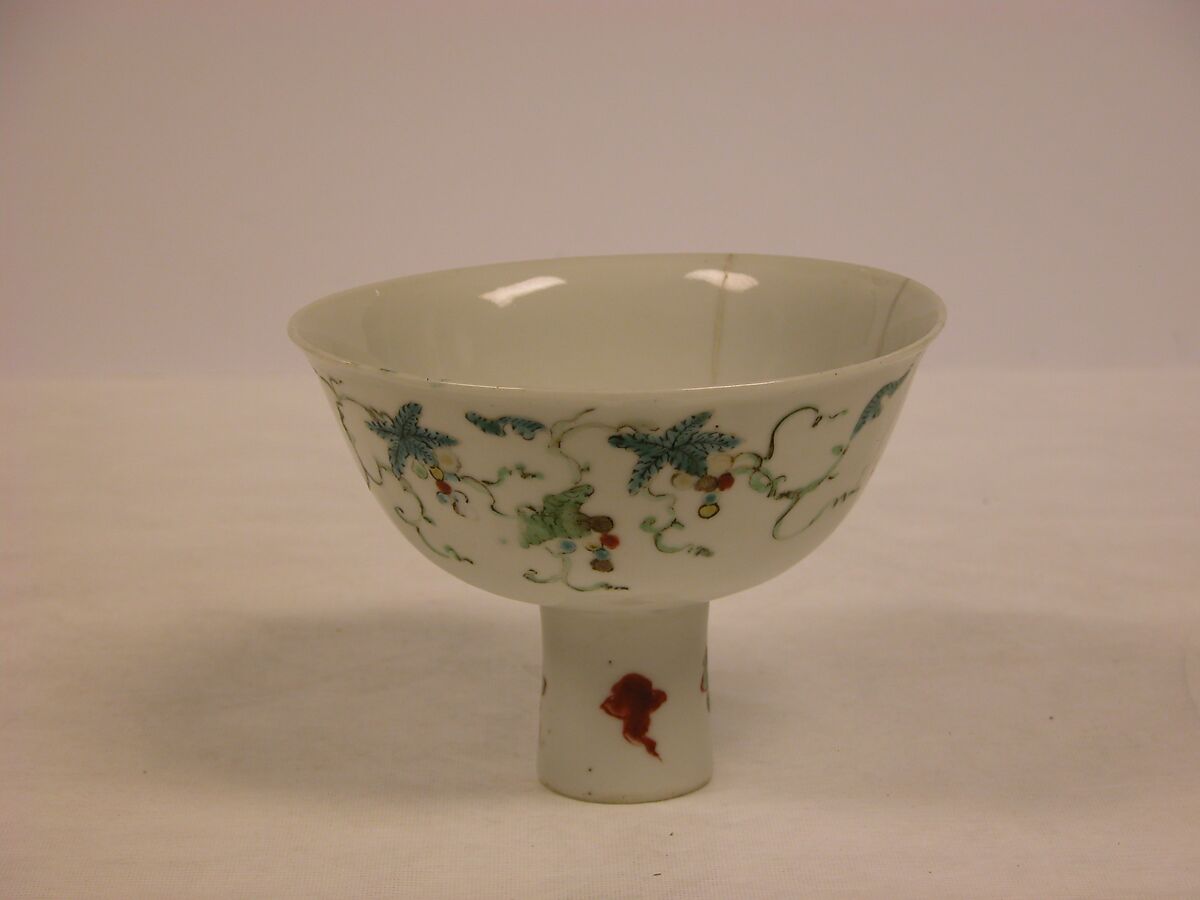 Stem Bowl, Porcelain painted in overglaze polychrome enamels, China 