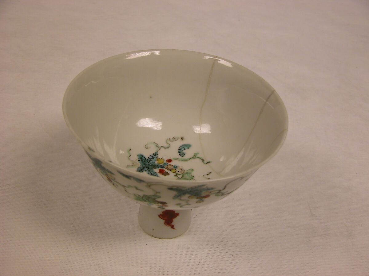 Stem Bowl, Porcelain painted in overglaze polychrome enamels, China