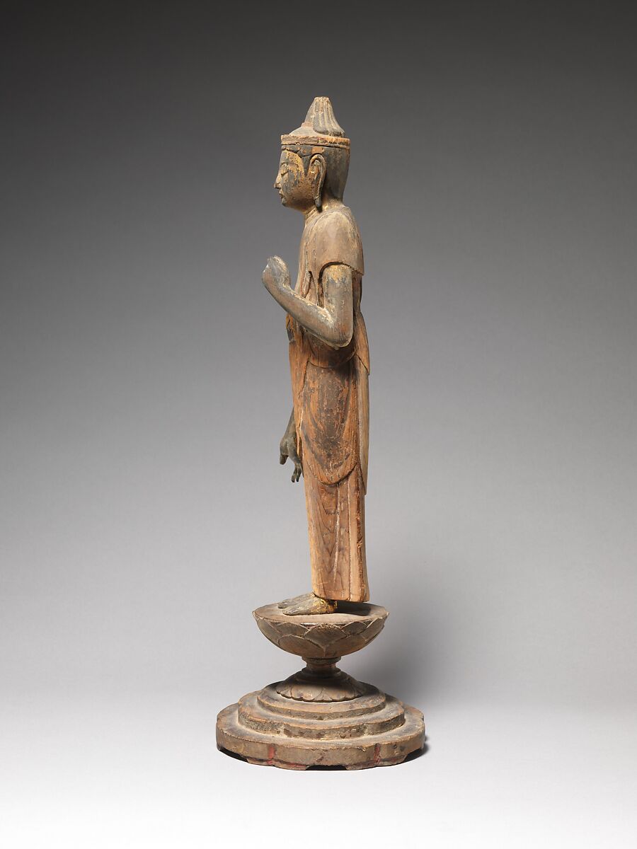 Shō Kannon, the Bodhisattva of Compassion, Wood with traces of gold and color, Japan
